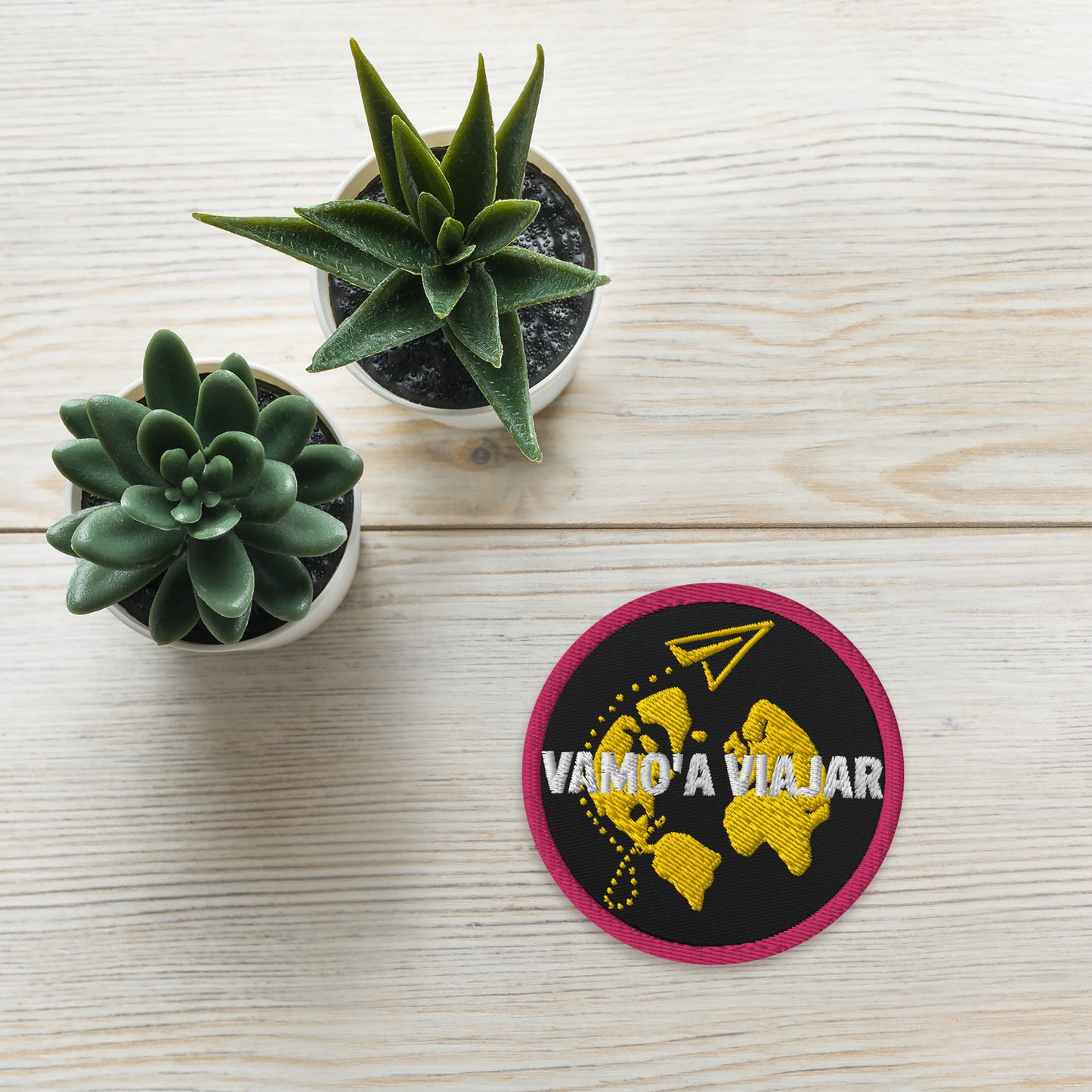 Vamo'a Viajar: Embroidered patches